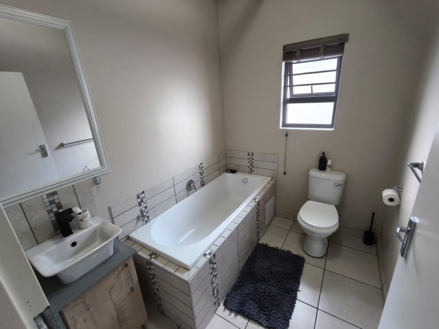 2 Bedroom Property for Sale in Waterkloof A H North West